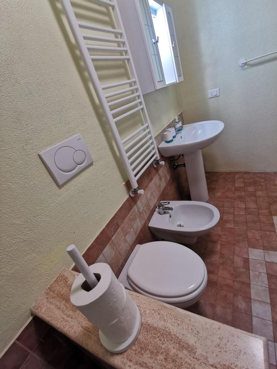 Essenza Del Mare Home Ливорно Экстерьер фото